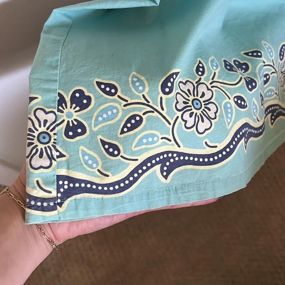 Retro Roxy Wrap Dress - Picture 3 of 5